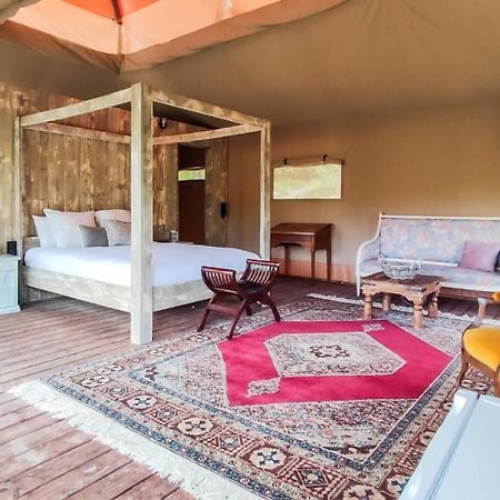 ホテル Orbis Boussagues La Tour-sur-Orb エクステリア 写真